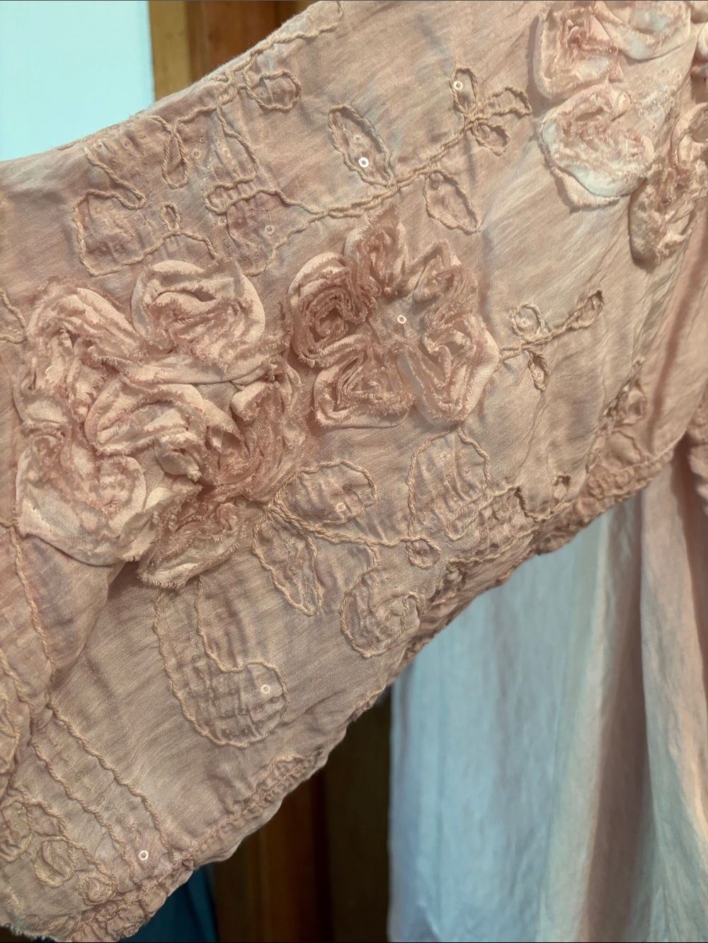 Ali Miles Light Pink Embroidered Boho Blouse - Picture 4 of 4